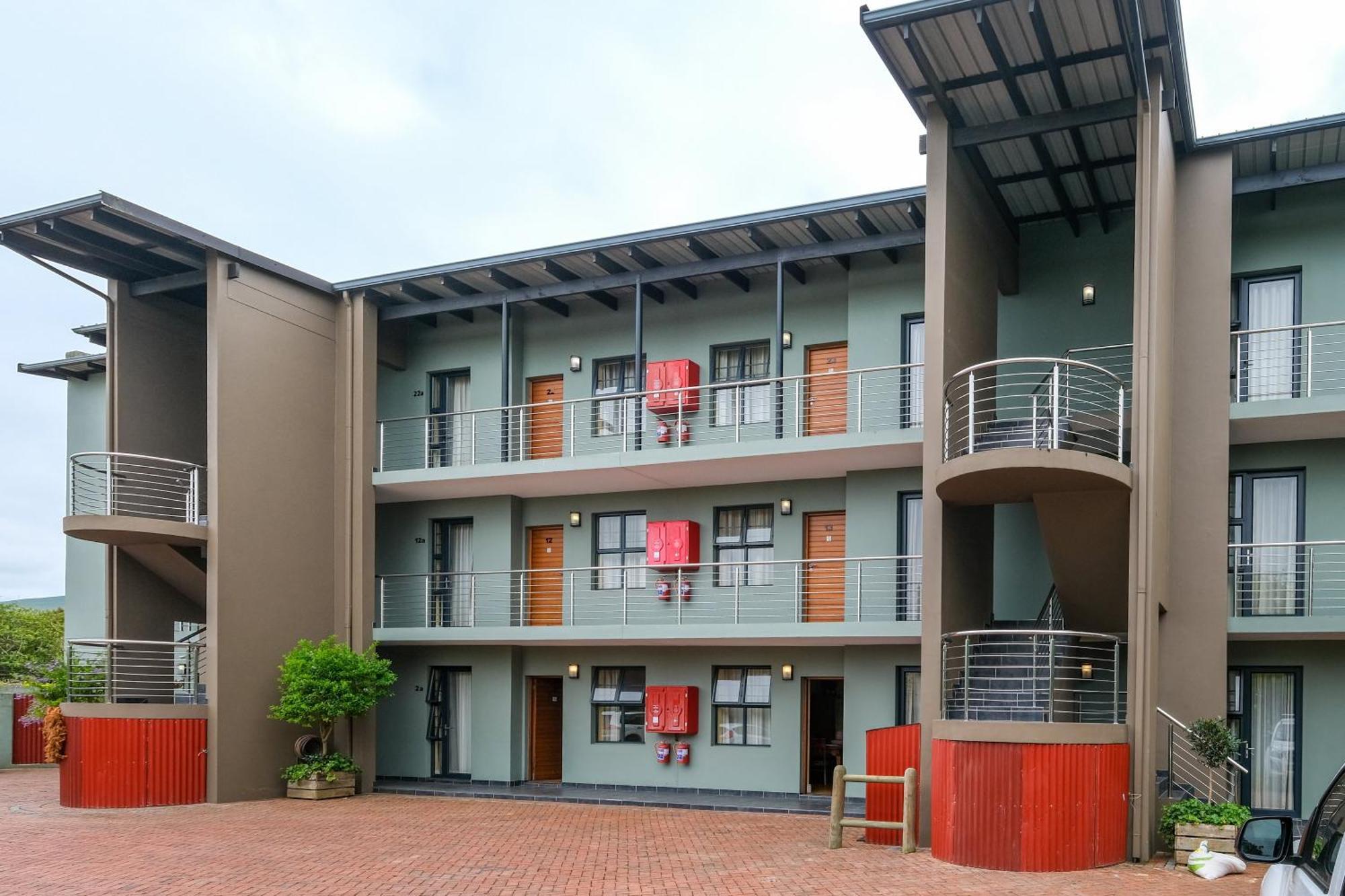 17Onwellington Apartments George Luaran gambar