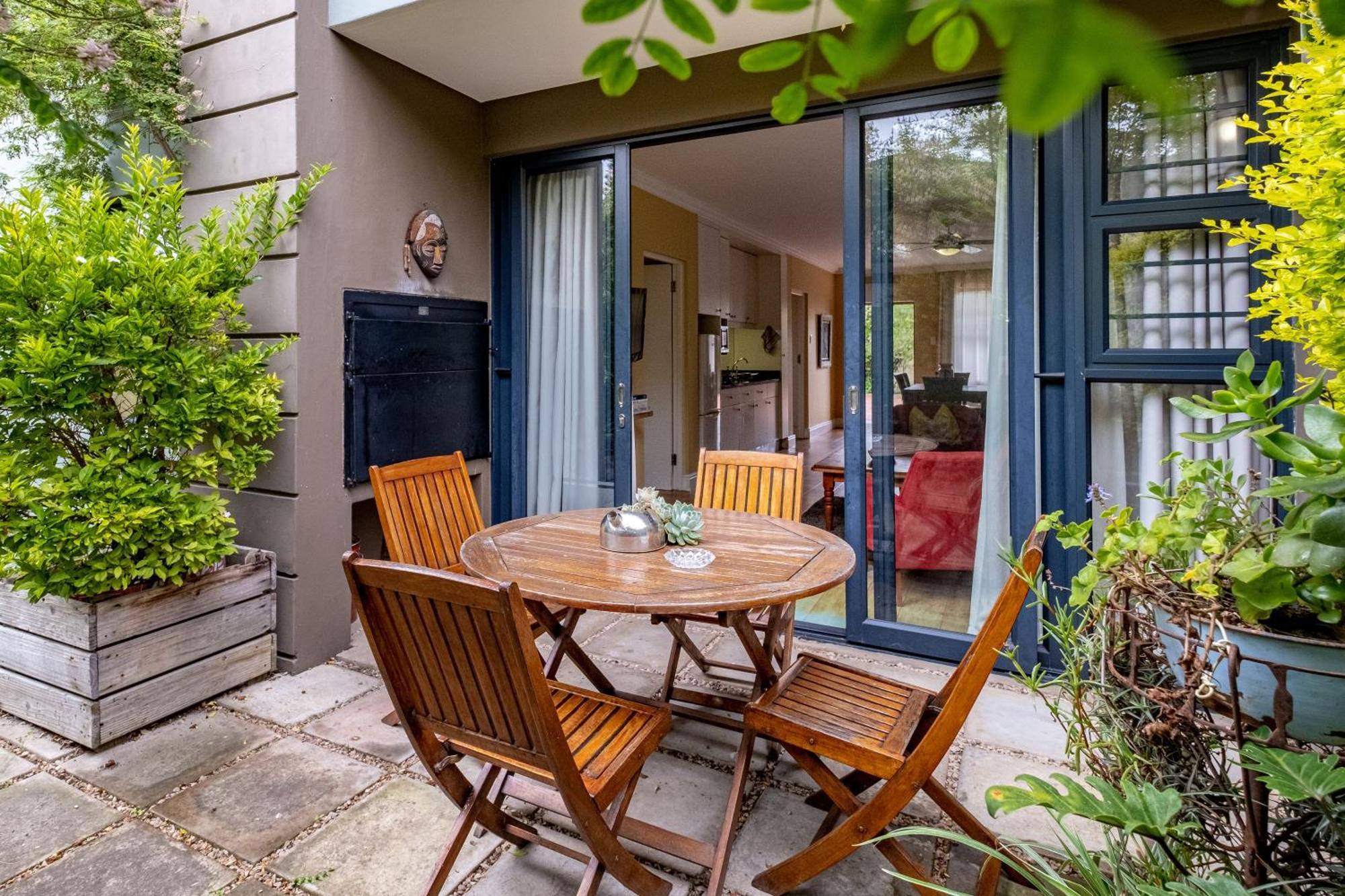 17Onwellington Apartments George Luaran gambar